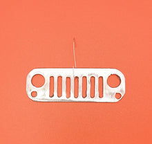 Load image into Gallery viewer, Jeep Grill Christmas Ornament
